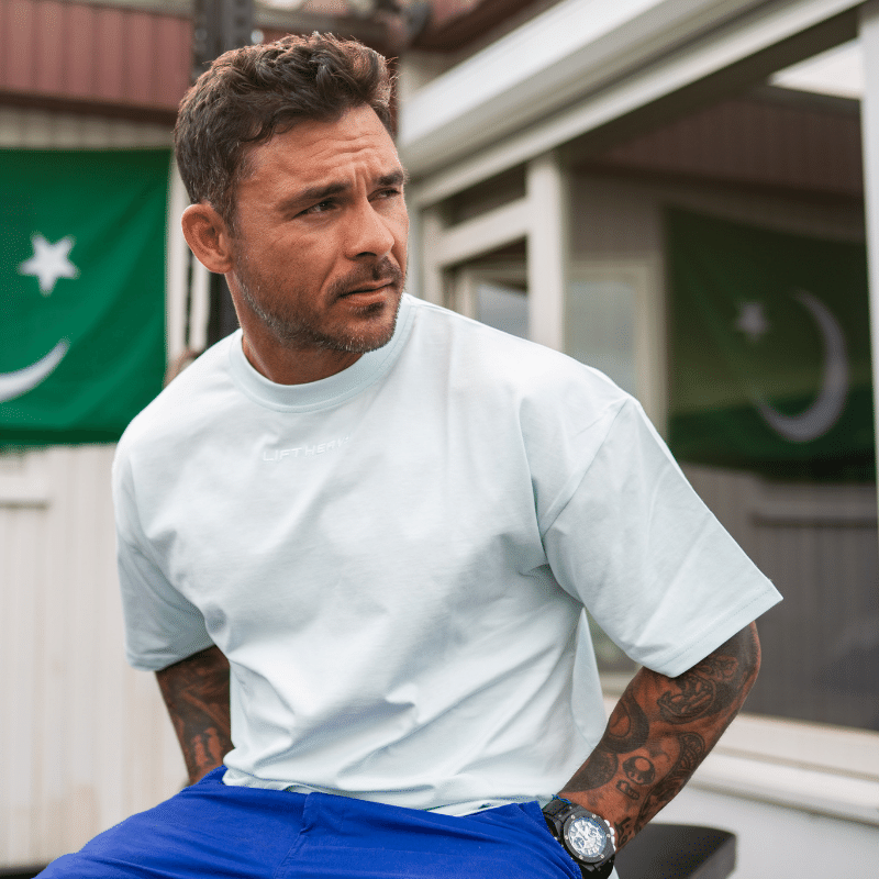 Lift Heavy The Heavy Statement Oversized T-Shirt Summer 2k23 Edition
